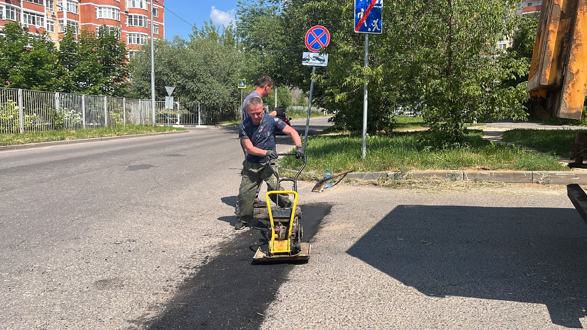 ямы, ямы на дорогах, дороги, ремонт, ремонт автомобильных дорог, ремонт дорог, ямочный ремонт,