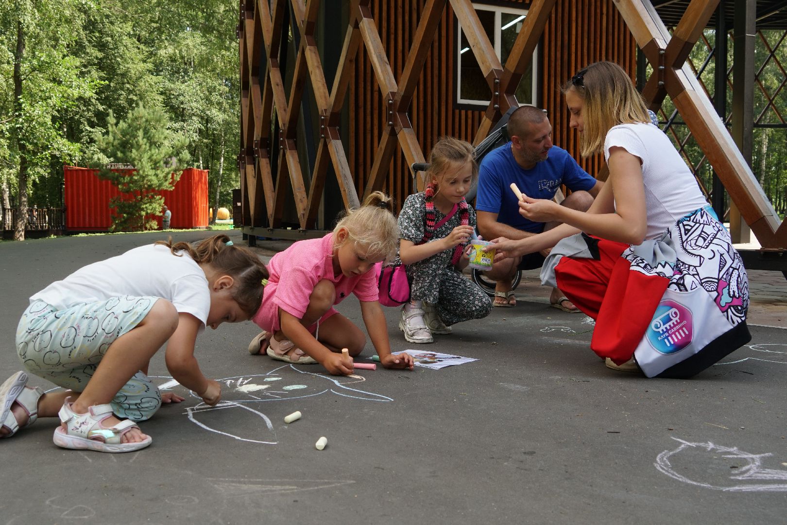 егорьевск, подмосковье, парк, культурный код, дети, праздник, чебурашка, гена, успенский, бардыгин, гуслицкая роспись,