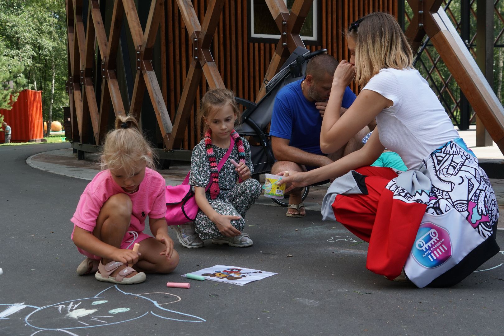 егорьевск, подмосковье, парк, культурный код, дети, праздник, чебурашка, гена, успенский, бардыгин, гуслицкая роспись,