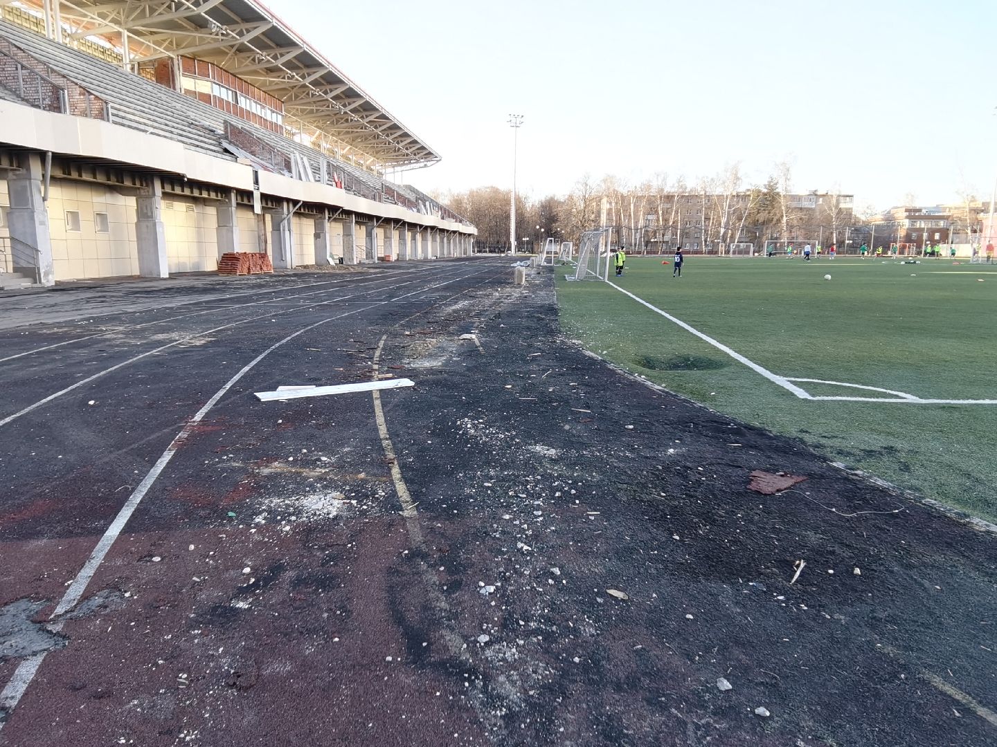 Балашиха, капитальный ремонт, стадион Орион, спортивная школа Керамик, футбольное поле, легкоатлетический сектор