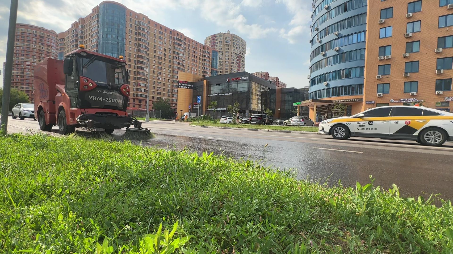 Реутов, тополиный пух, погода, жара, лето, снег летом,