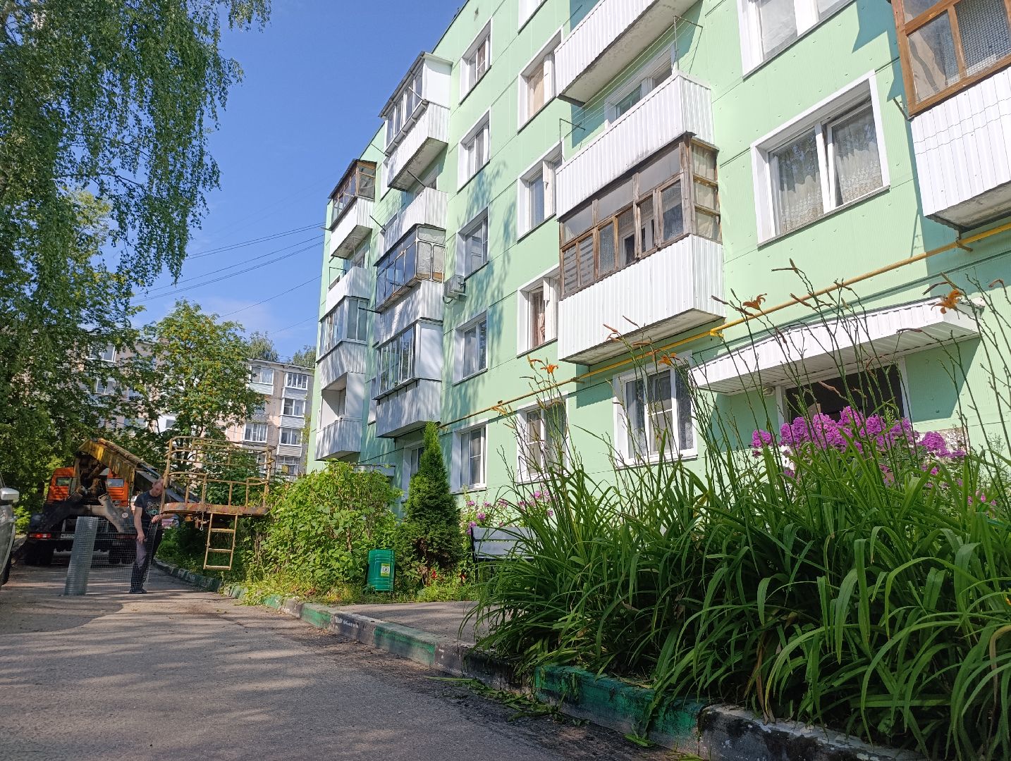 Бронницы, Благоустройство, Управляющая компания бронницкого городского хозяйства, Сетки от птиц, Подготовка к отопительному сезону,