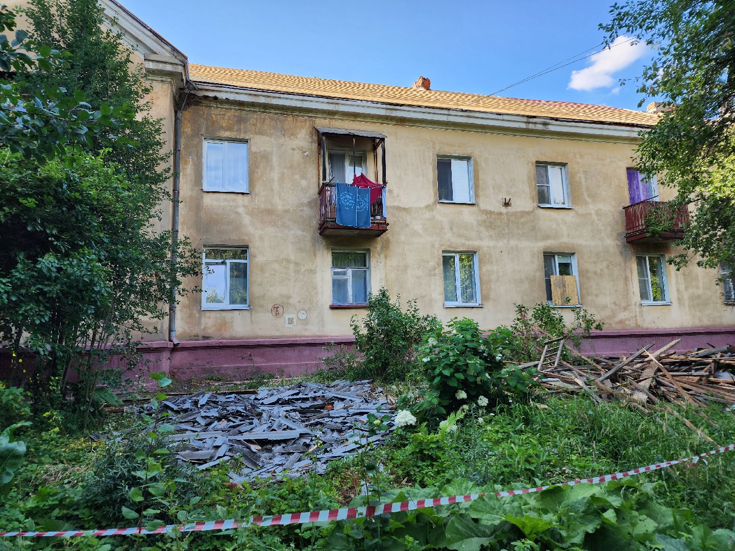 Чехов, улица Ильича, многоквартирный дом, капремонт кровли, реконструкция крыши, благоустройство,