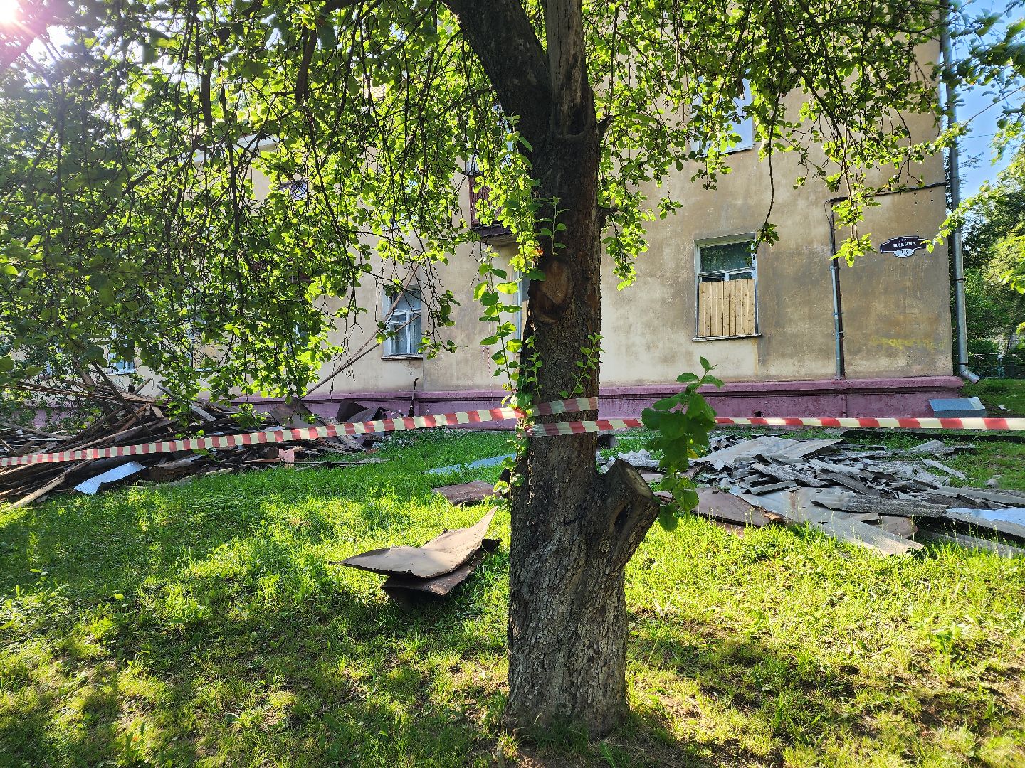 Чехов, улица Ильича, многоквартирный дом, капремонт кровли, реконструкция крыши, благоустройство,