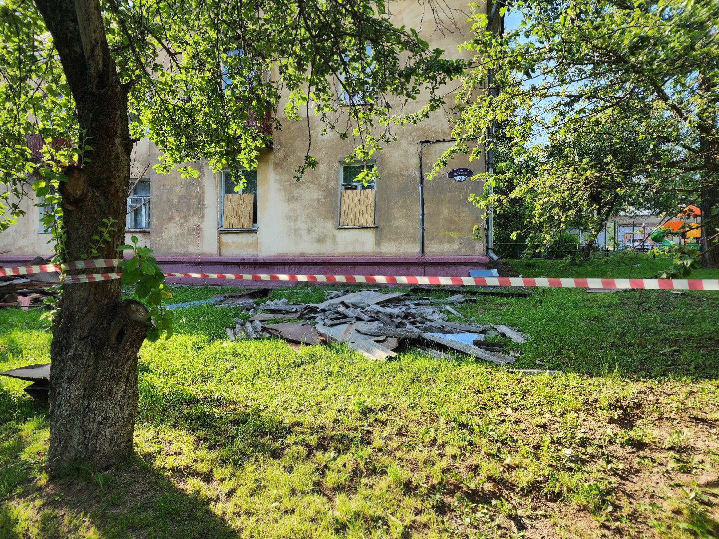 Чехов, улица Ильича, многоквартирный дом, капремонт кровли, реконструкция крыши, благоустройство,