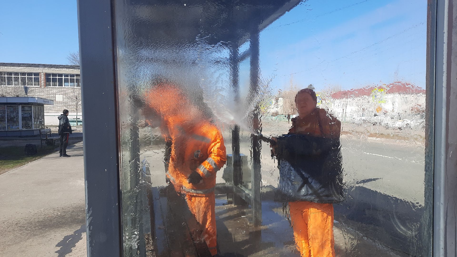 Шатура, перемены, мытьё остановок