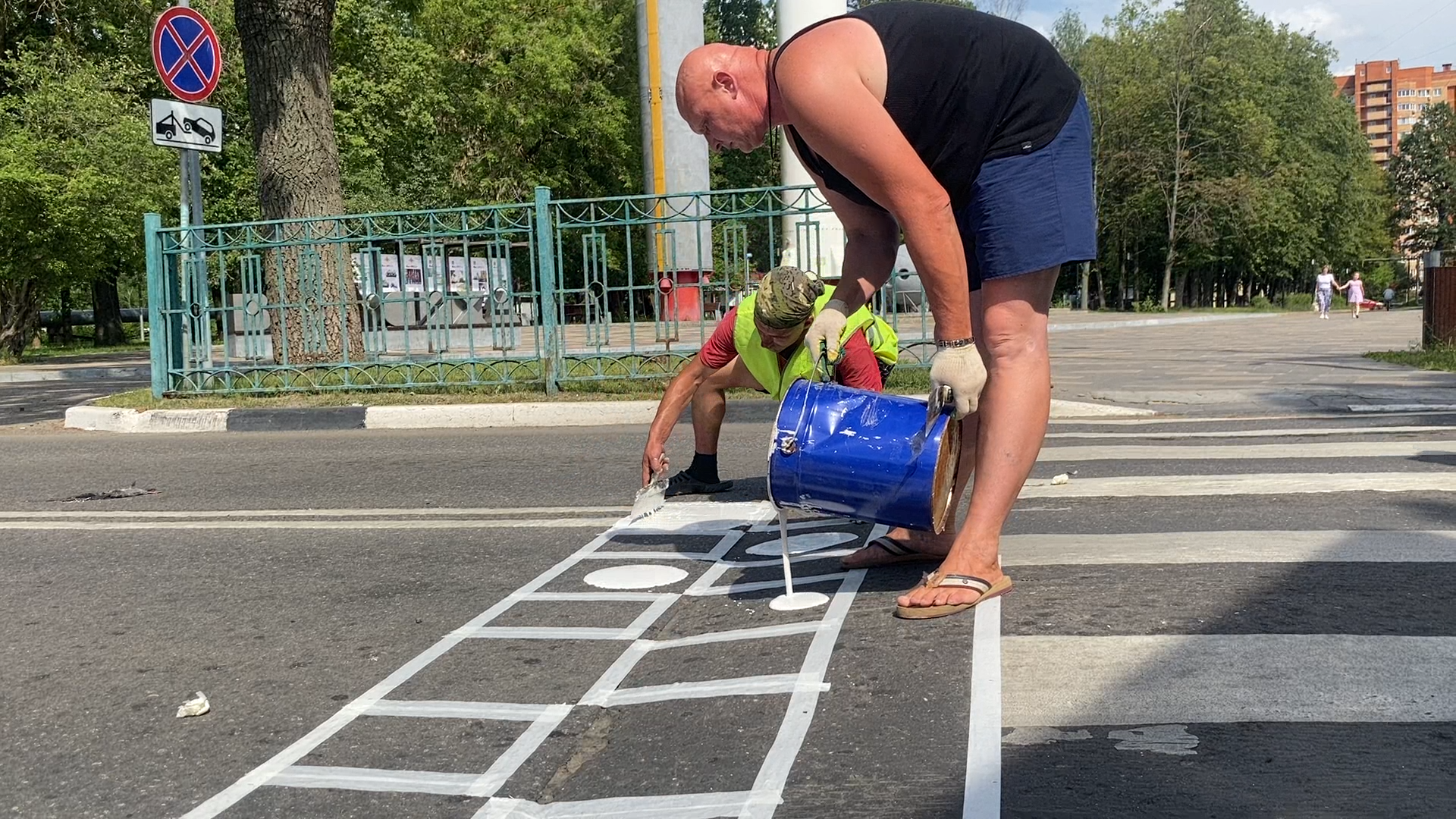 ИДН на дорогах, лежачий полицейский,дороги на Власихе, Нанесение разметки на дорогу, разметка дороги,