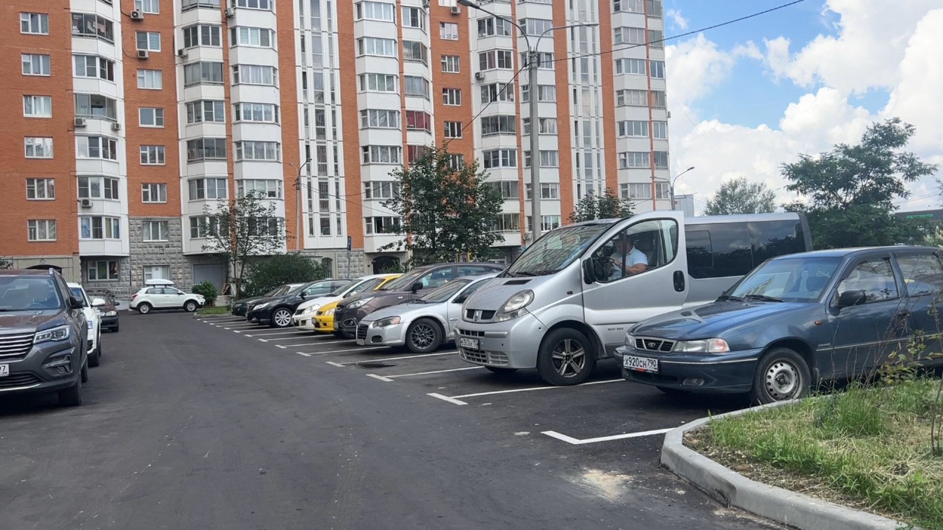 химки, благоустройство, благоустройство дворов, замена асфальта,