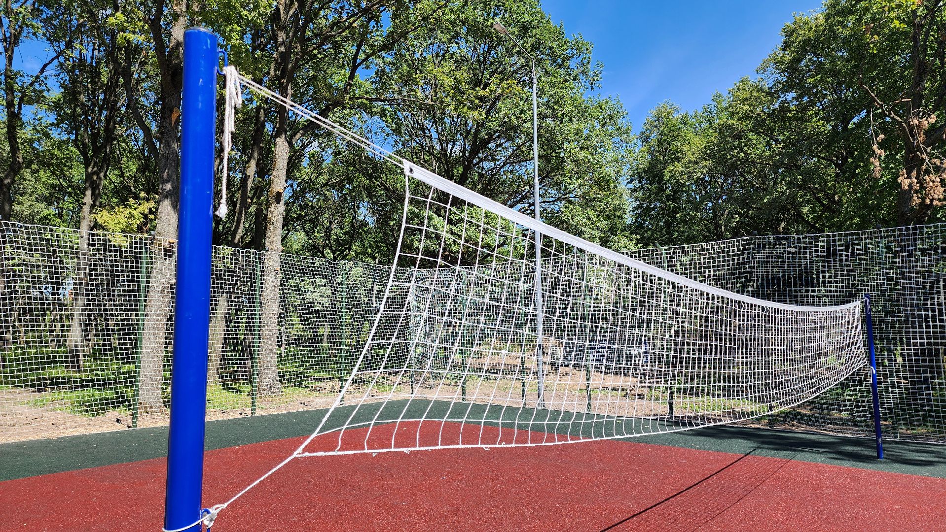 кашира, ожерелье, парк дубовая роща, волейбол, спортивная площадка, благоустройство, безопасное покрытие,