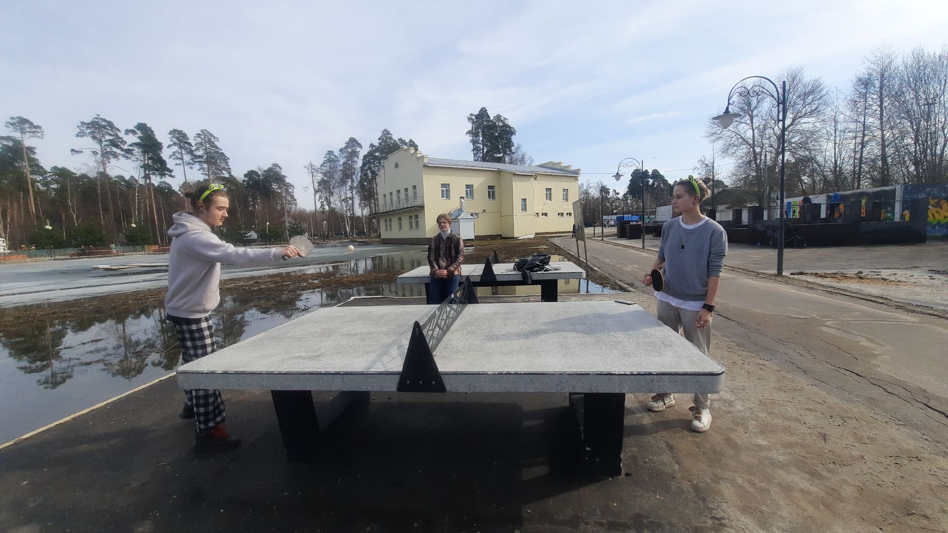 Шатура, перемены, парк, теннис, шахматы