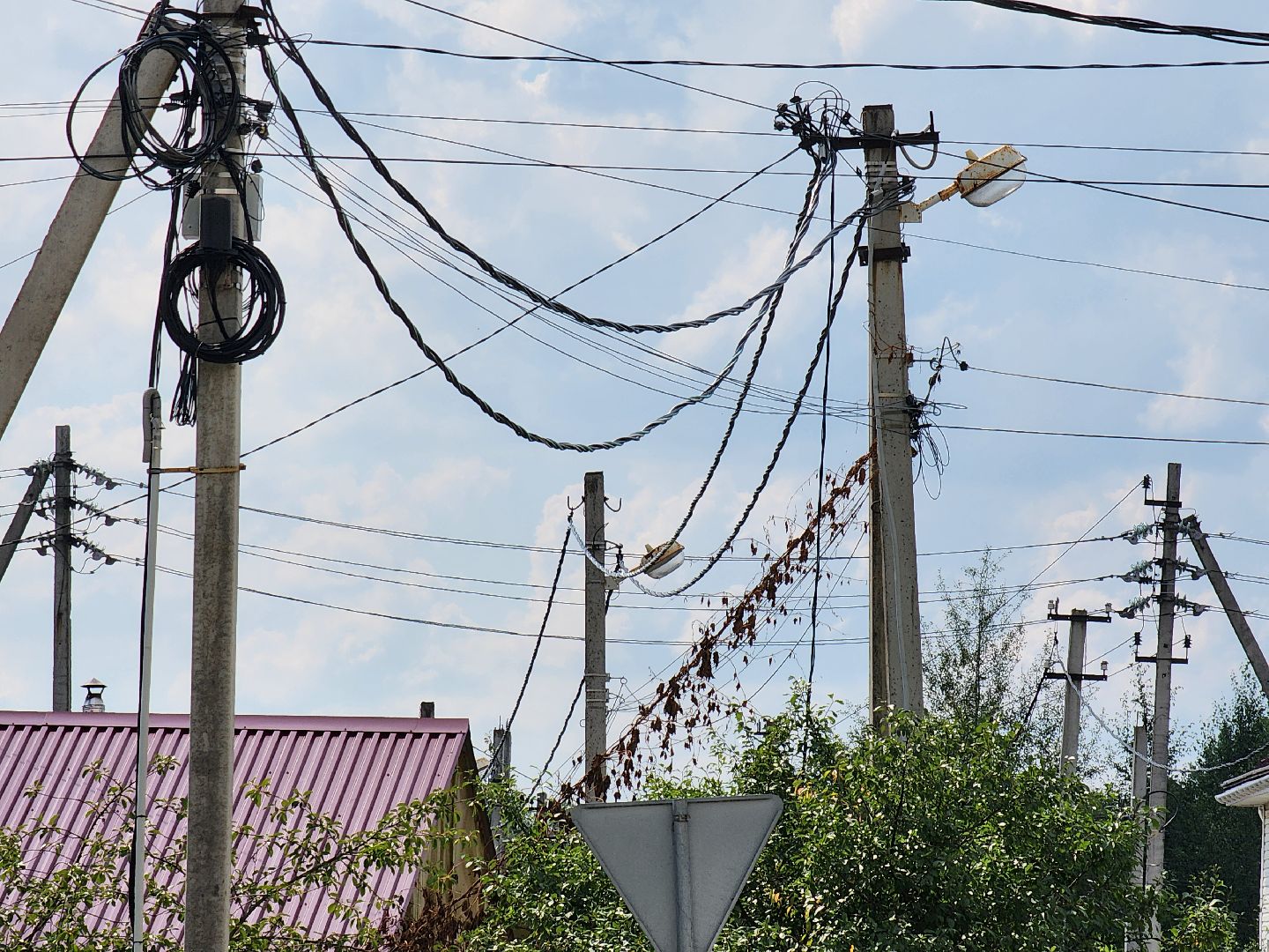 чехов, село Молоди, электроснабжение, энергоснабжение, россети московский регион, глава округа Михаил Собакин, встреча с жителями, модернизация,