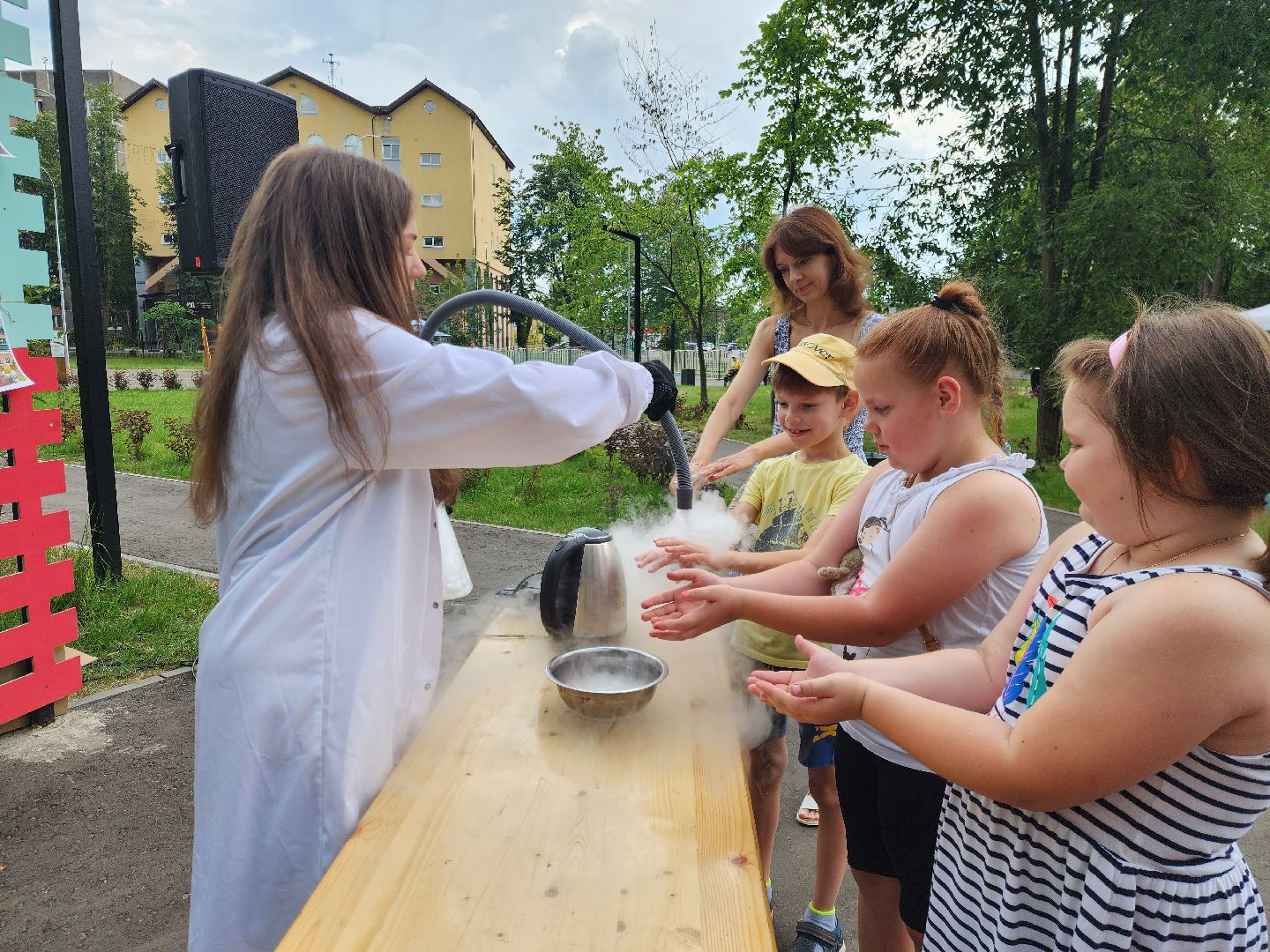 ногинск, парк, шоу сухого льда, общество, жители, дети, парки подмосковья, глуховский парк,