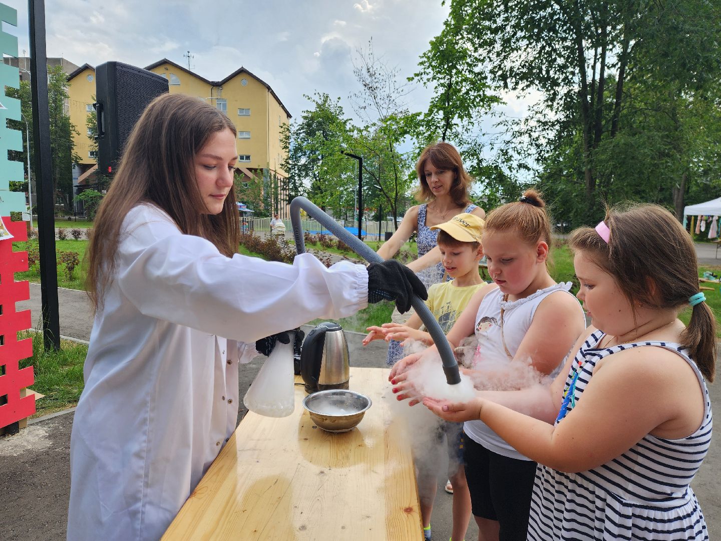ногинск, парк, шоу сухого льда, общество, жители, дети, парки подмосковья, глуховский парк,