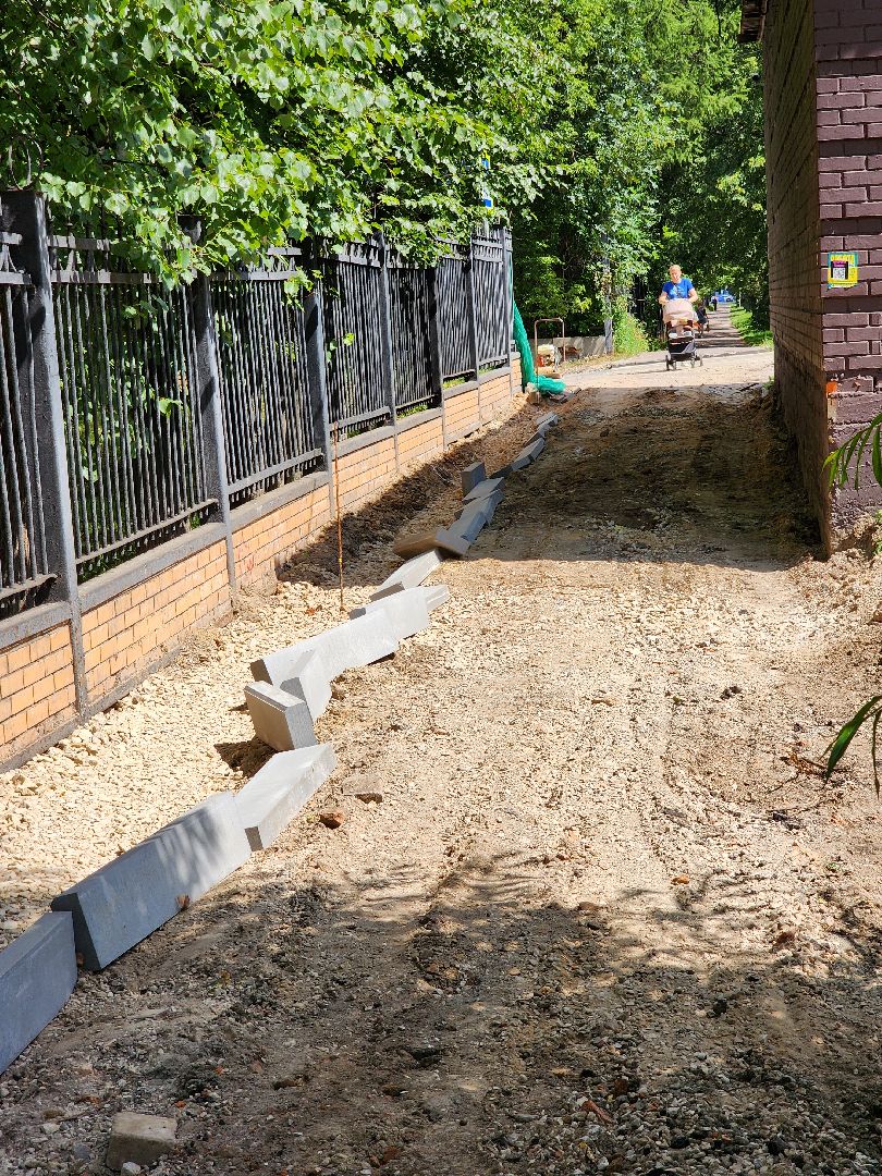 чехов, улица Чехова, строительство тротуара, нацпроект безопасные и качественные автодороги, благоустройство,