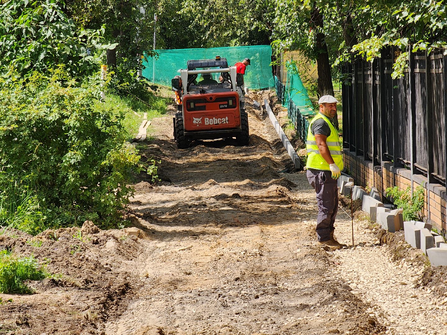 чехов, улица Чехова, строительство тротуара, нацпроект безопасные и качественные автодороги, благоустройство,