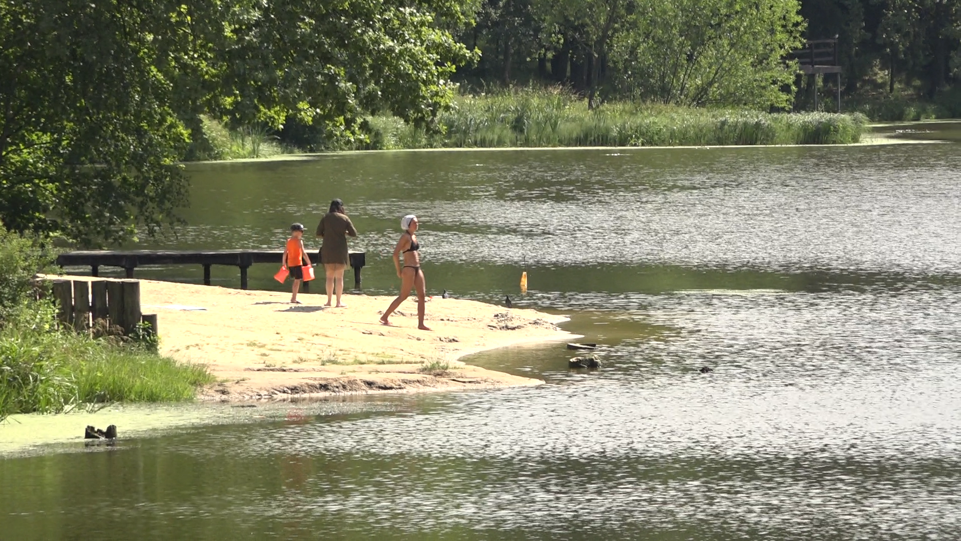 безопасность на воде, озера Власихи, пляж во власихе, зона отдыха Власиха, дети на воде,