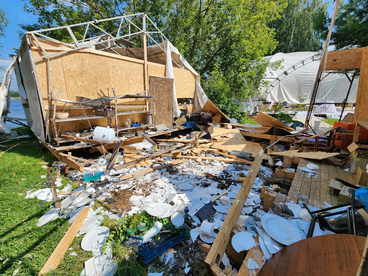 незаконное строительство, снос незаконный строений,