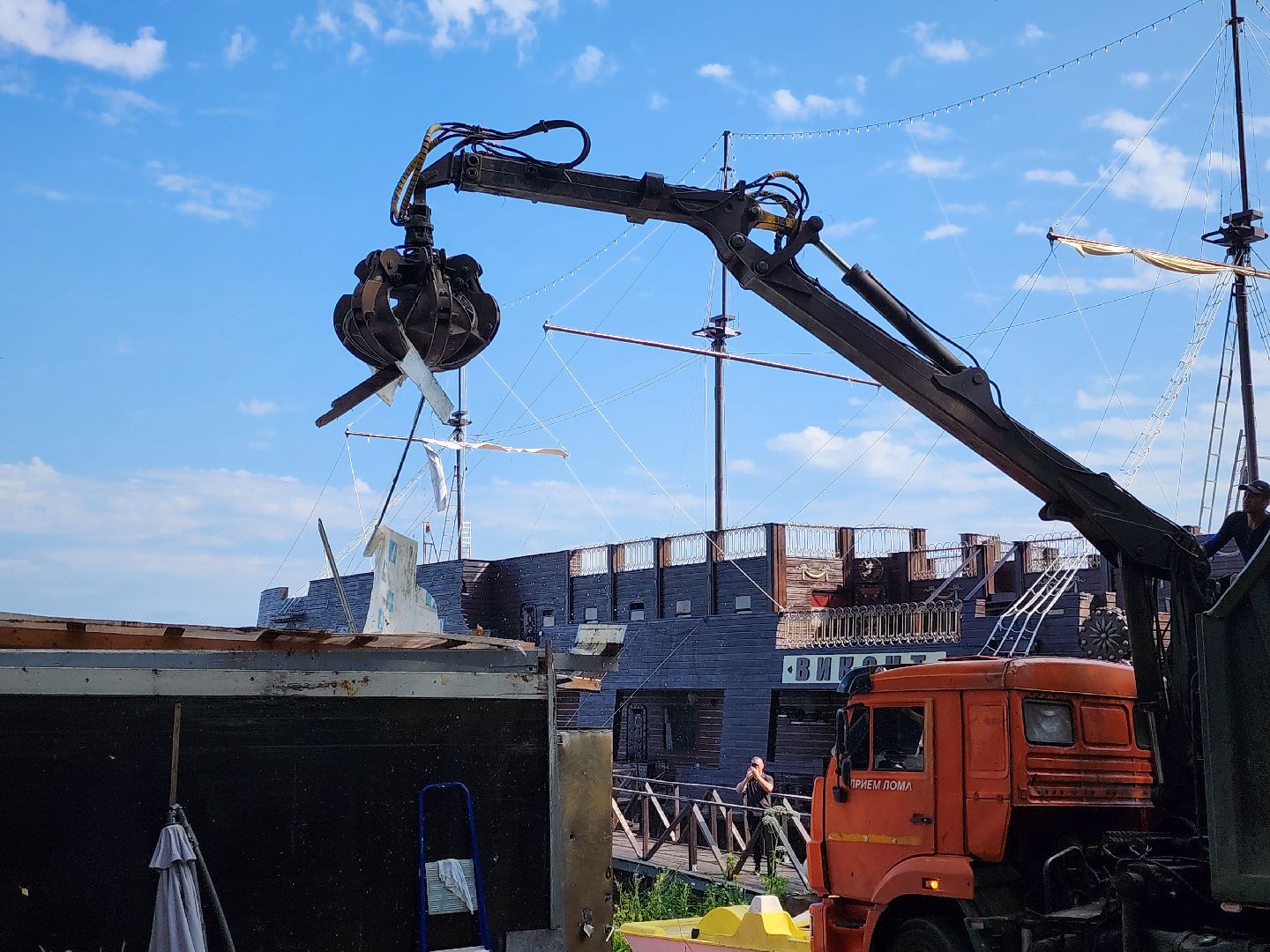 незаконное строительство, снос незаконный строений,