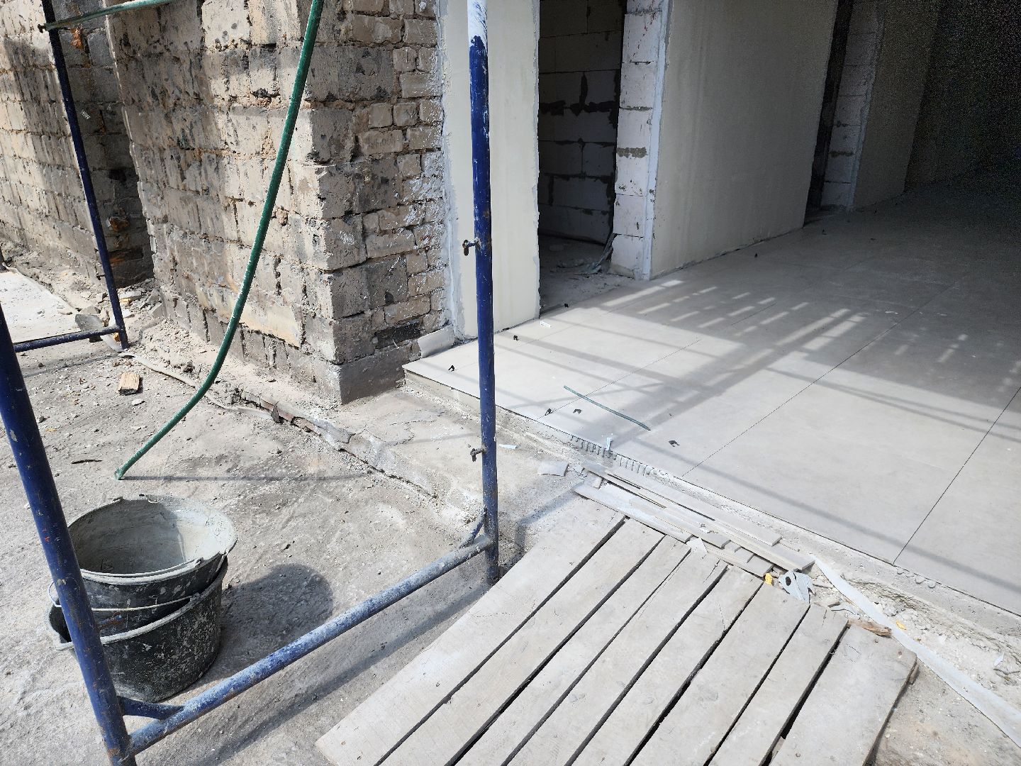 Дубна, Капитальный ремонт, строительство, Ремонт школы, Монтаж кровли,