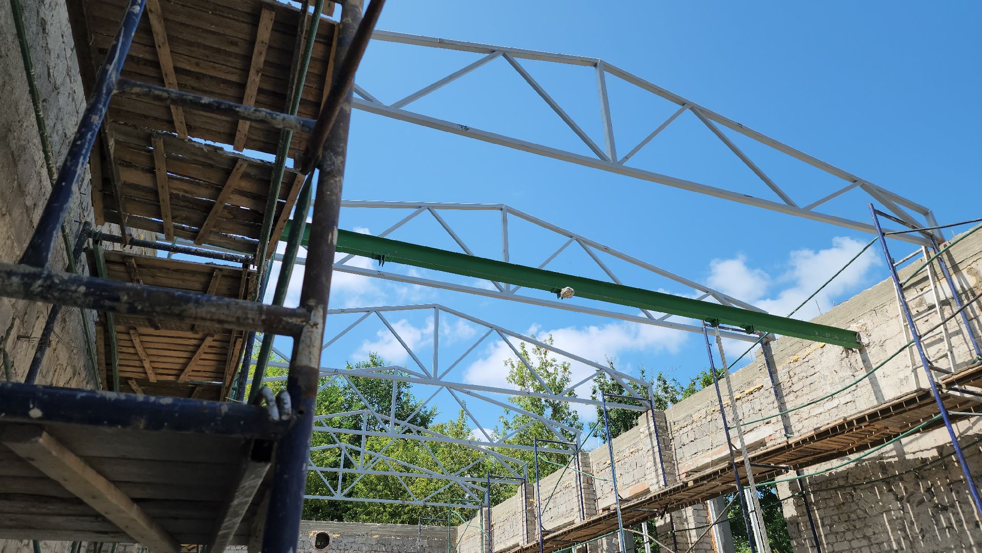 Дубна, Капитальный ремонт, строительство, Ремонт школы, Монтаж кровли,