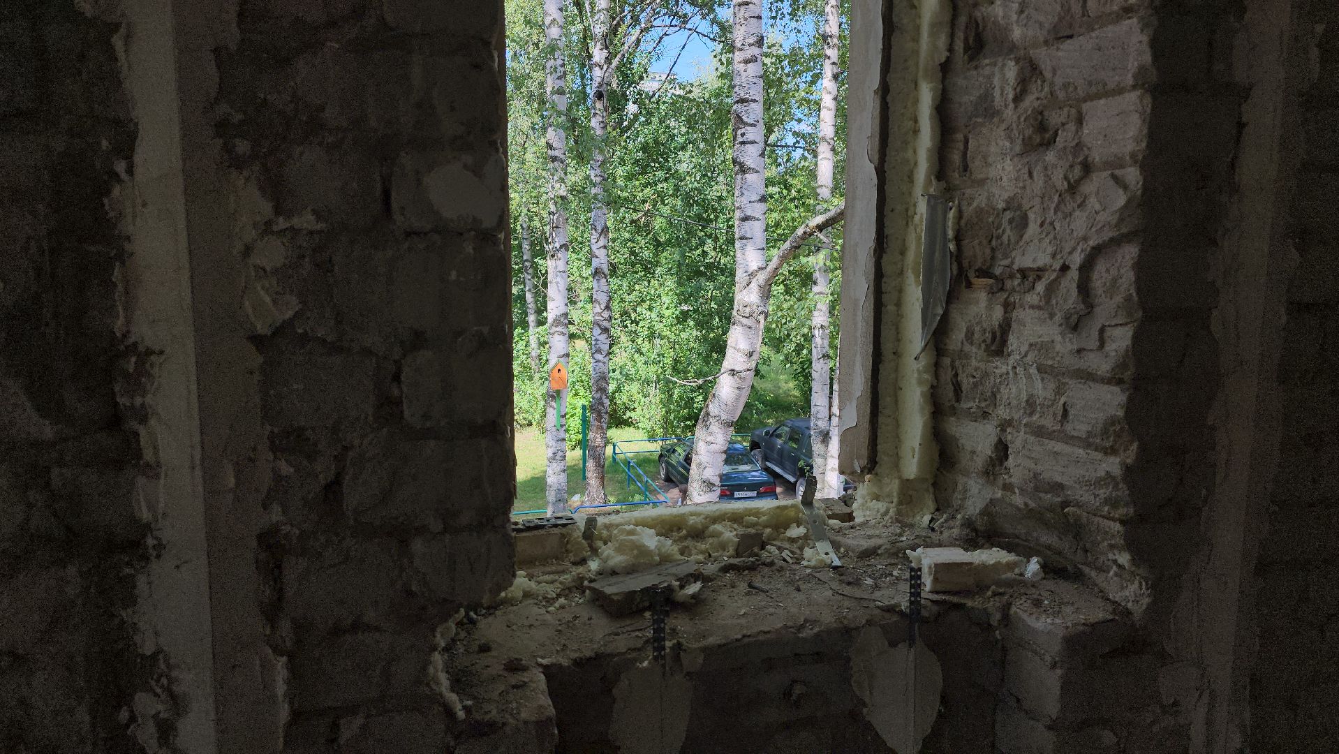 Дубна, Капитальный ремонт, центр дополнительного образования, Демонтаж окон, Монтаж кровли,