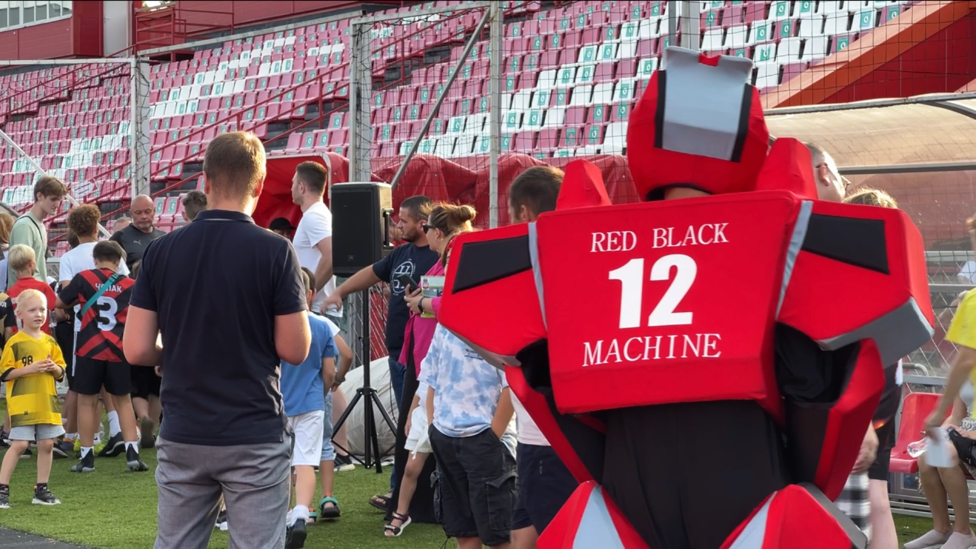 химки, спорт, футбол, футбольный клуб, открытая тренировка,