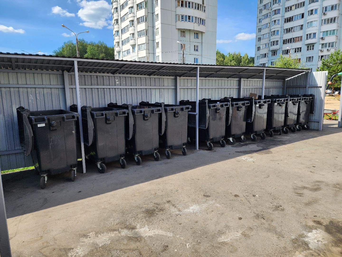 Чехов, городской округ Чехов, обращение с ТКО, вывоз мусора, дополнительные баки, бункеры для крупногабаритных отходов, дополнительные контейнеры, контейнерные площадки, борьба с навалами, региональный оператор МСК-НТ,