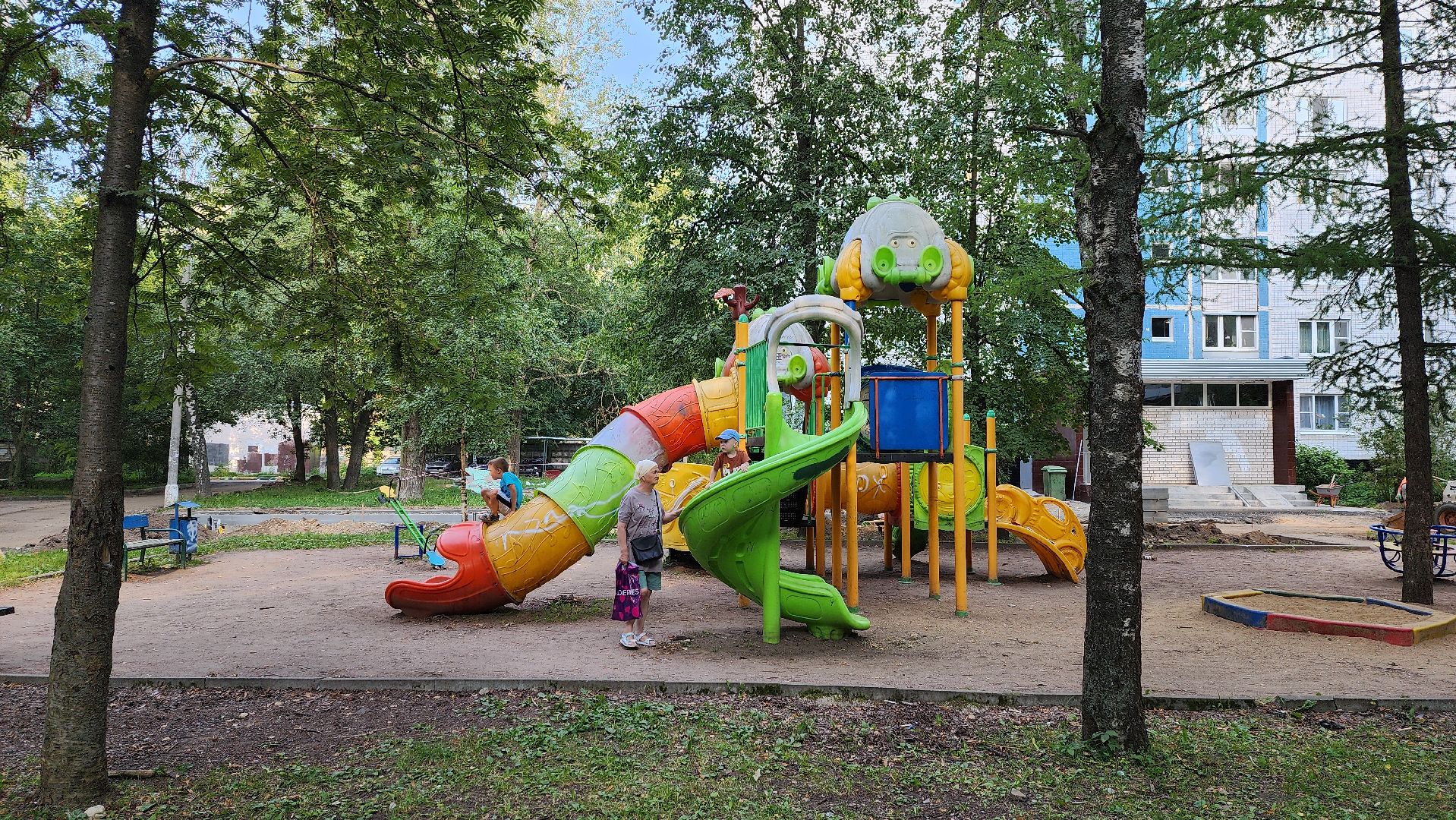 Солнечногорск, благоустройство двора, благоустойство, формирование комфортной городской среды,