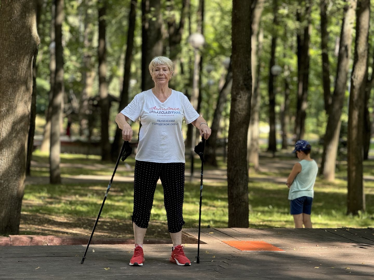 активное долголетие, скандинавская ходьба, центральный парк видного, спорт в ленинском округе, ленинский городской округ,