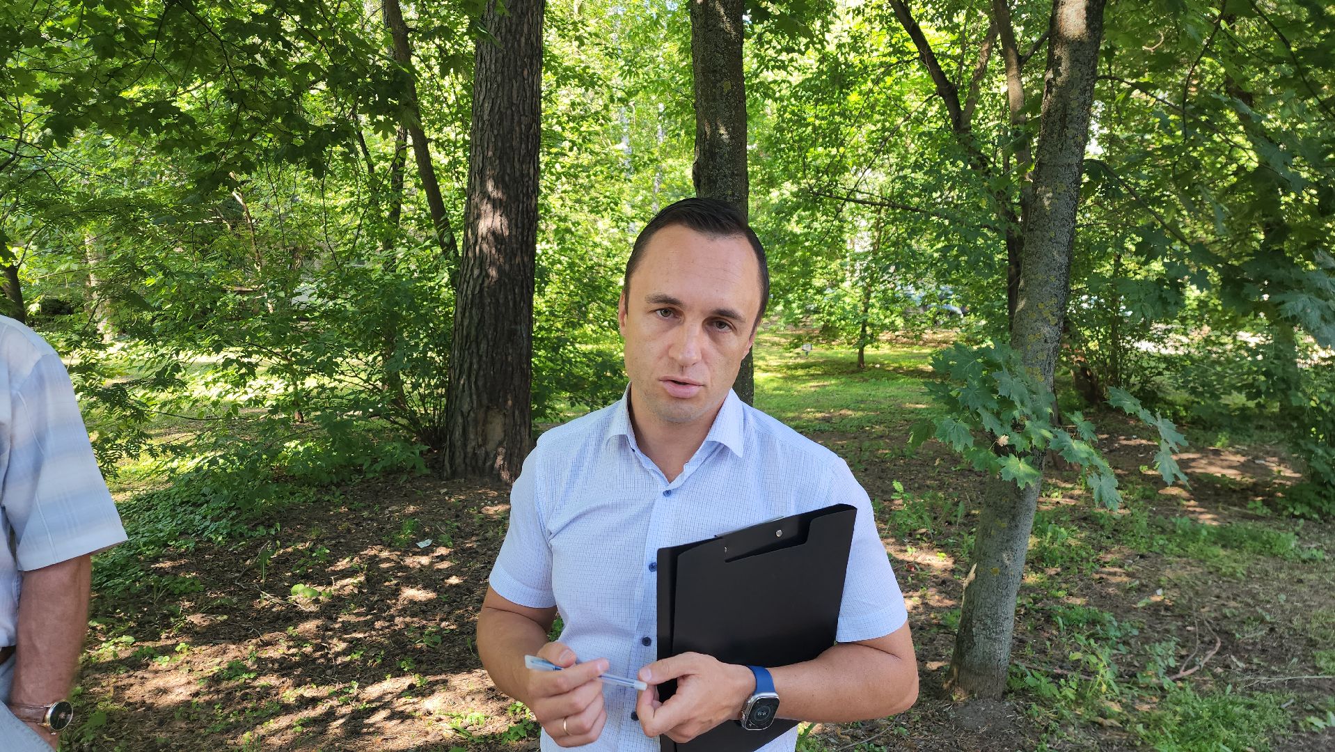 пешие обходы, заместитель главы, Григорий грибанов, ул семашко, ул дзержинского, борис аубакиров, мусор, смет, уборка, озеленение,