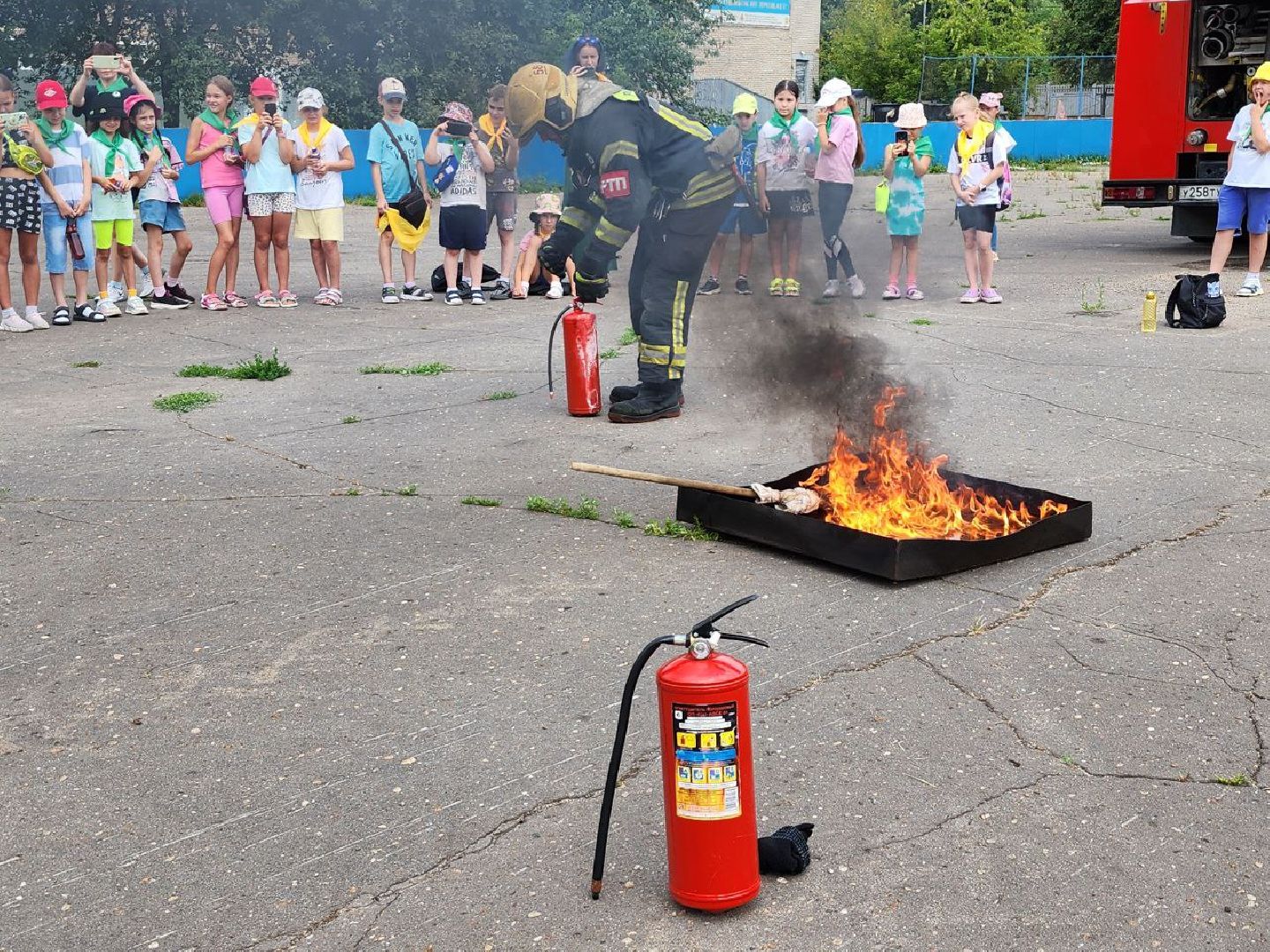 экскурсия в пожарную часть, ленинский городской округ, видное, день пожарного надзора, пожарные,