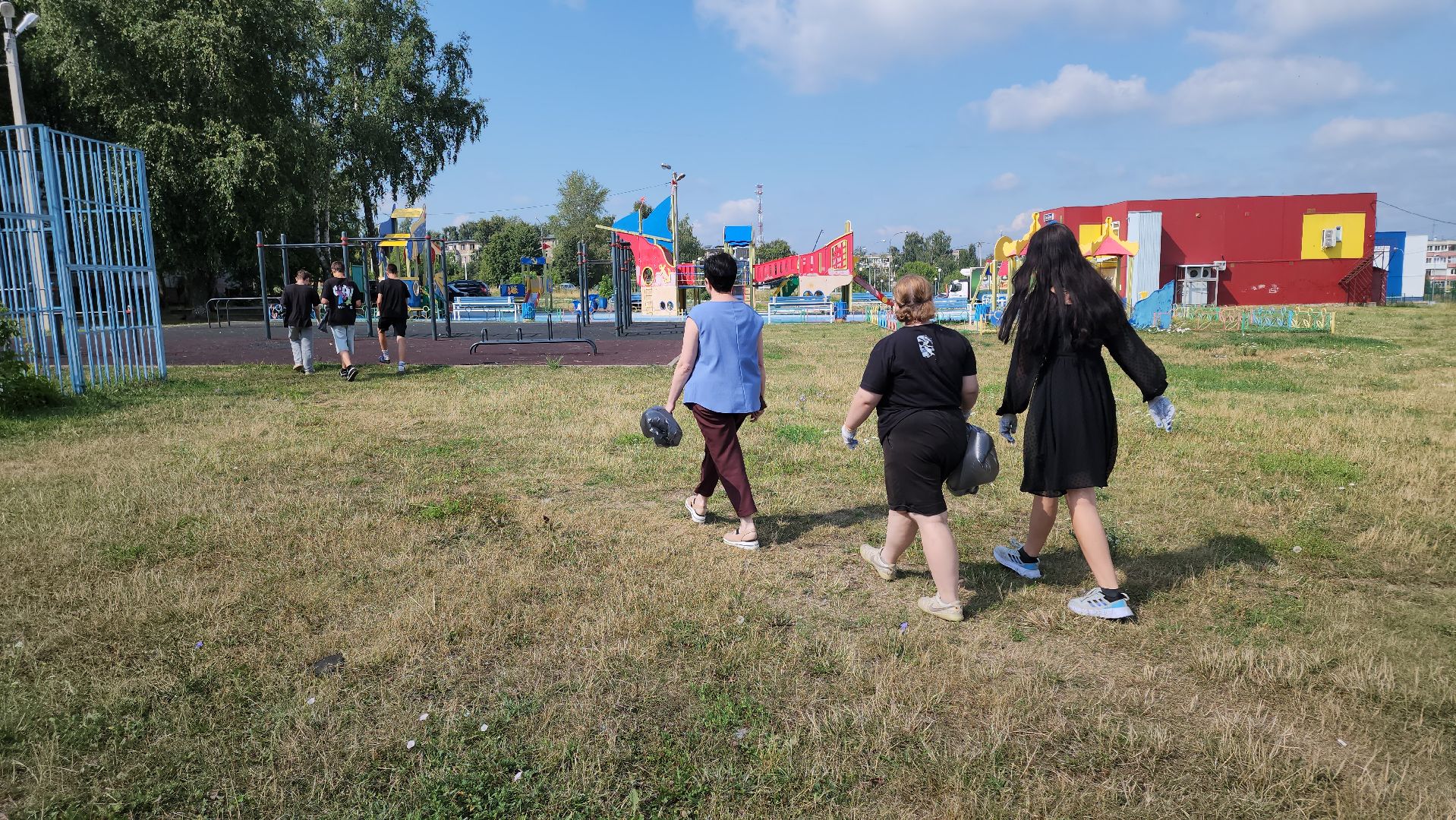 кашира, лагерь спектр, детский лагерь, летние каникулы, уборка, детские площадки, спортивные площадки, комиссия по делам несовершеннолетних, центр занятости,