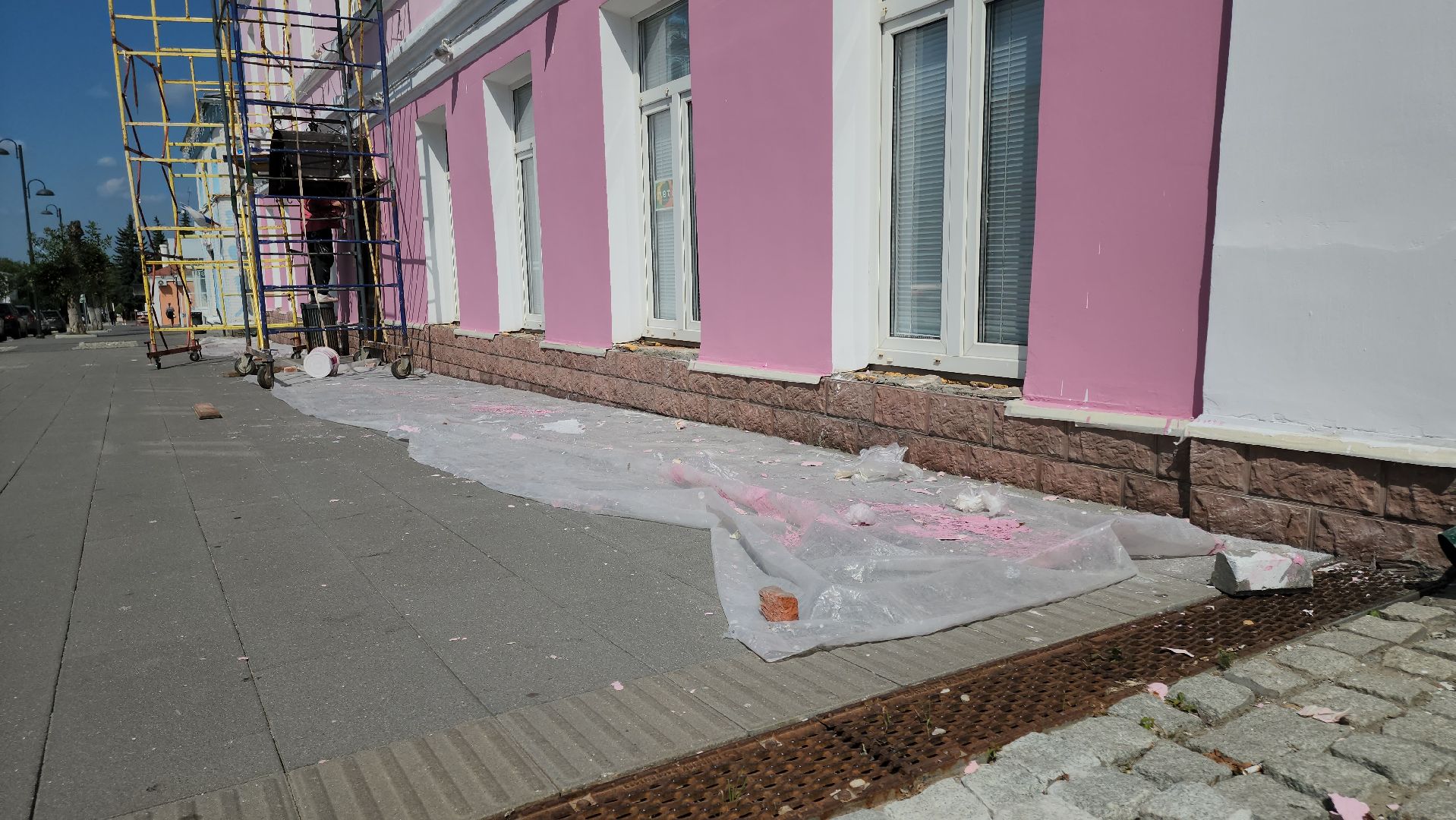 кашира, детская школа искусств, ремонт, фасад, штукатурка, шпатлевка, архитектурная подсветка,