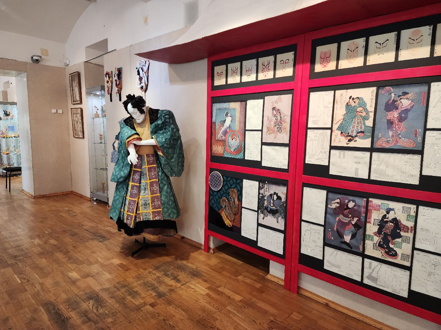 раменское, культура, раменский историко-художественный музей, выставка театральных костюмов,