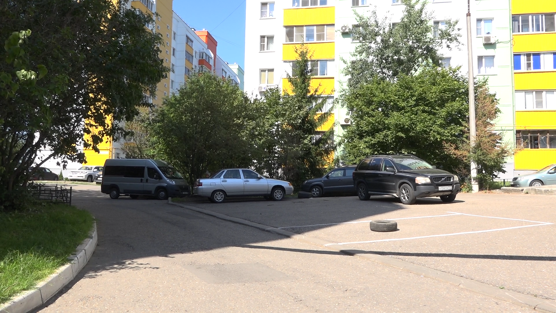 Власиха мкр Заозерный, обход территории власиха, обращения жителей власихи,парковка для инвалида,разметка на парковке,