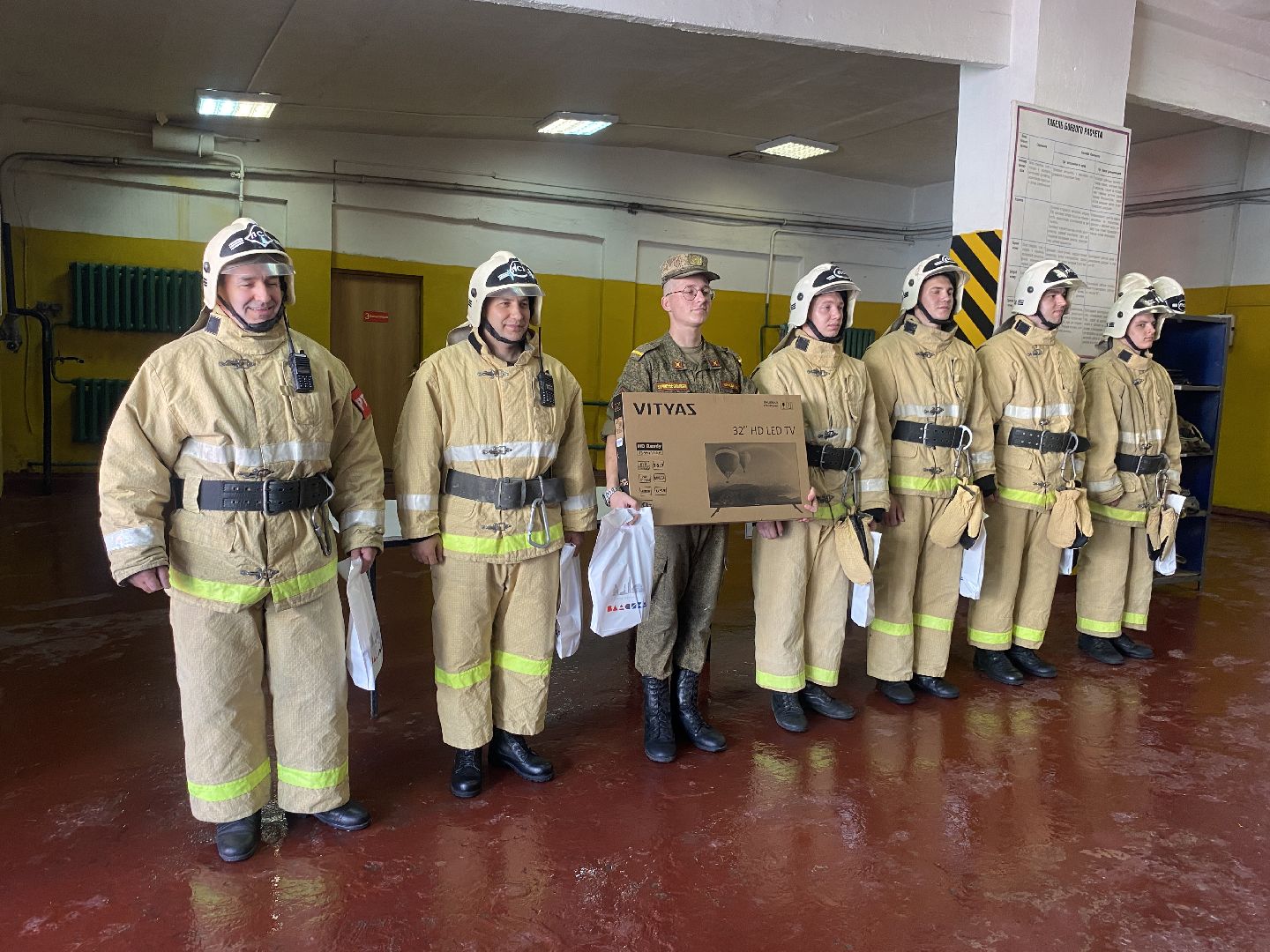 огнеборцы власихи, пожар во власихе, благодарность пожарным, ликвидация пожара, пожарная часть власиха,