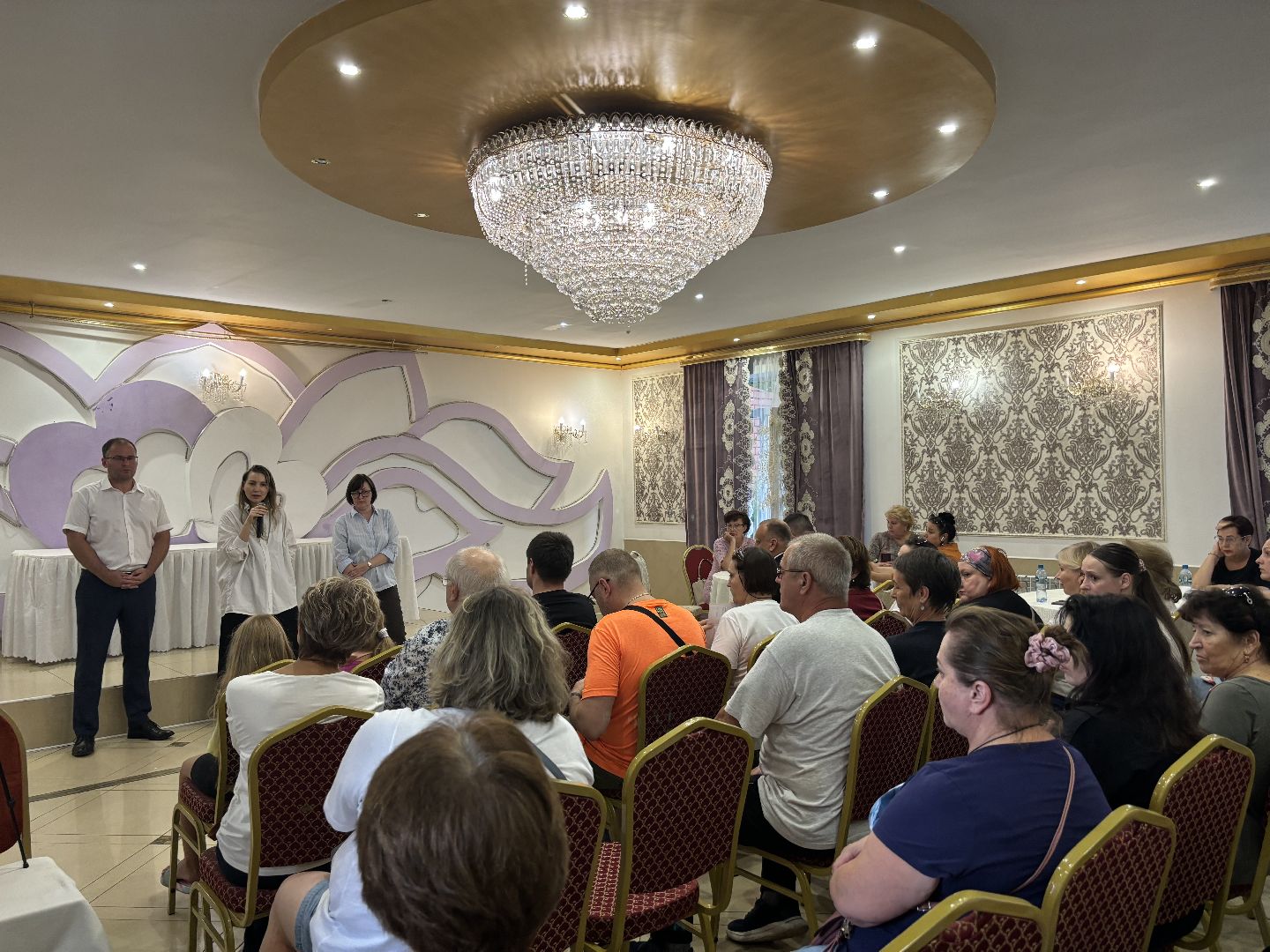 выездная администрация, тротуар, здравоохранение,