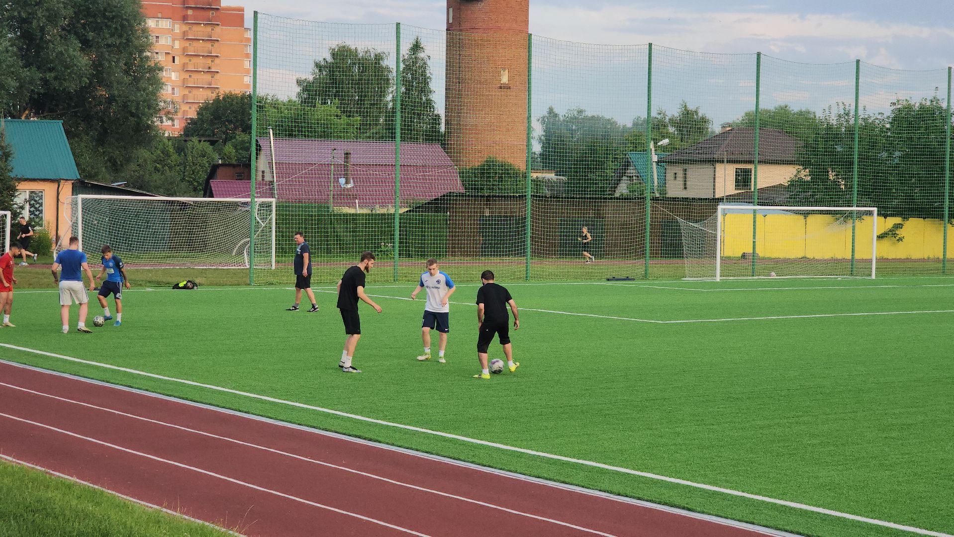 спорт в подмосковье, Стадион, бег, Футбол, Баскетбол, Лобня,