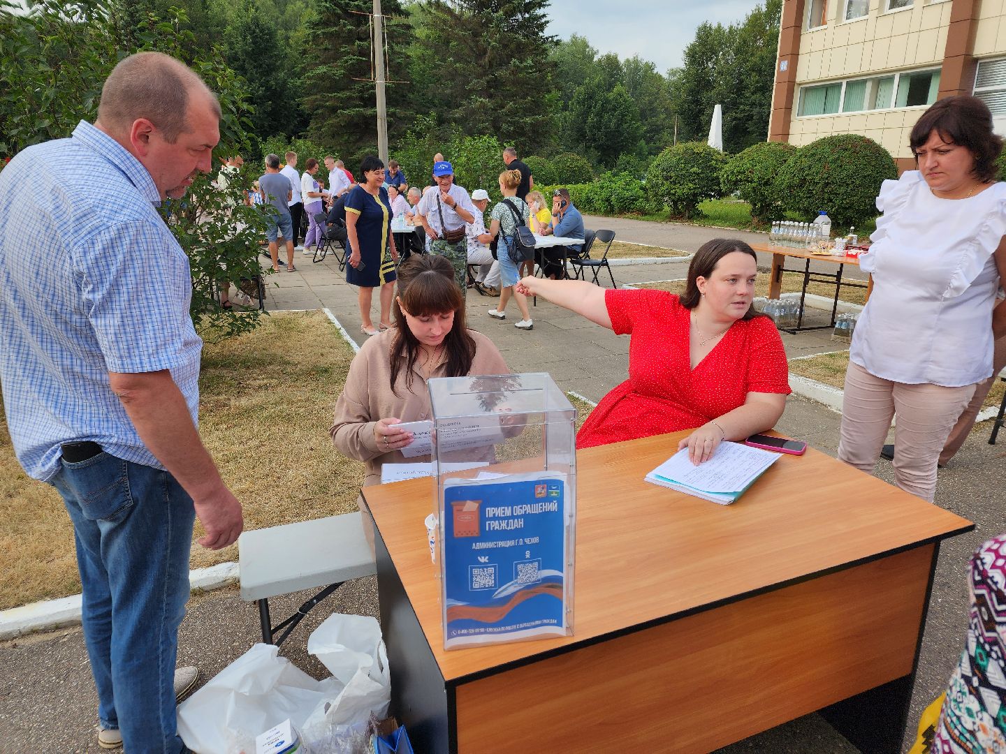 Чехов, село Дубна, выездная администрация, очистка пруда, окос травы, опиловка деревьев,
