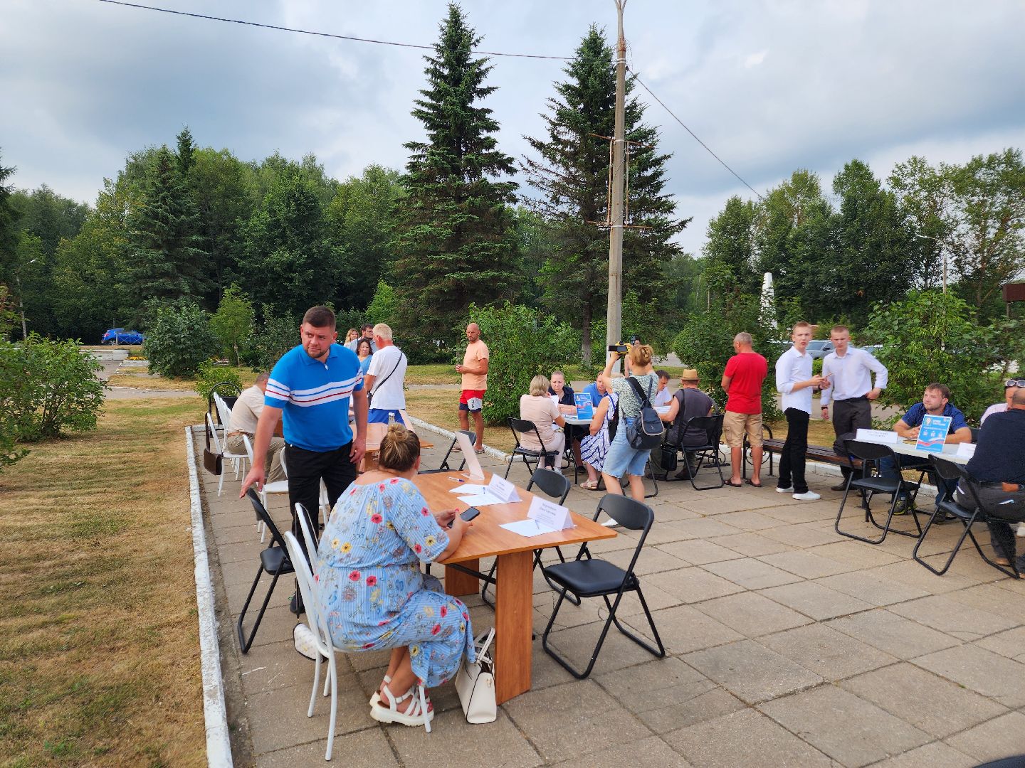 Чехов, село Дубна, выездная администрация, очистка пруда, окос травы, опиловка деревьев,