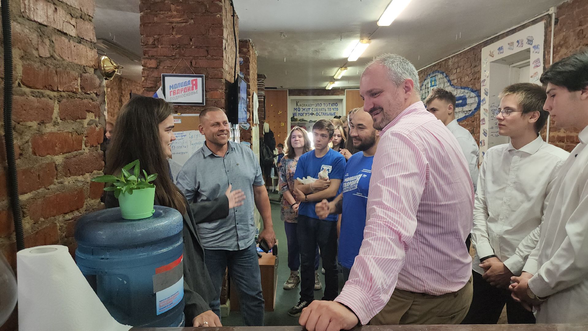 кашира, молодая гвардия, штаб, волонтеры, диана алумянц, михаил шувалов, маскировочные сети, тактические изделия,