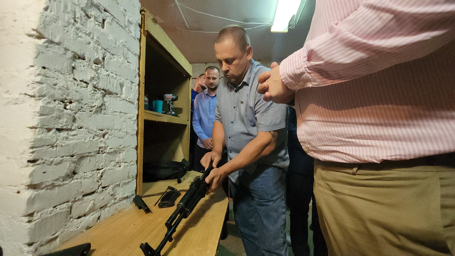 кашира, молодая гвардия, штаб, волонтеры, диана алумянц, михаил шувалов, маскировочные сети, тактические изделия,