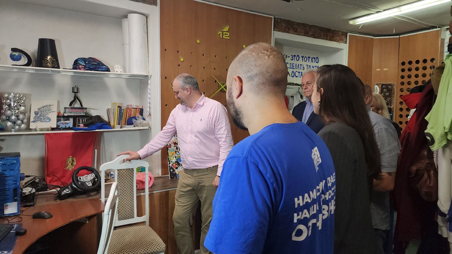 кашира, молодая гвардия, штаб, волонтеры, диана алумянц, михаил шувалов, маскировочные сети, тактические изделия,