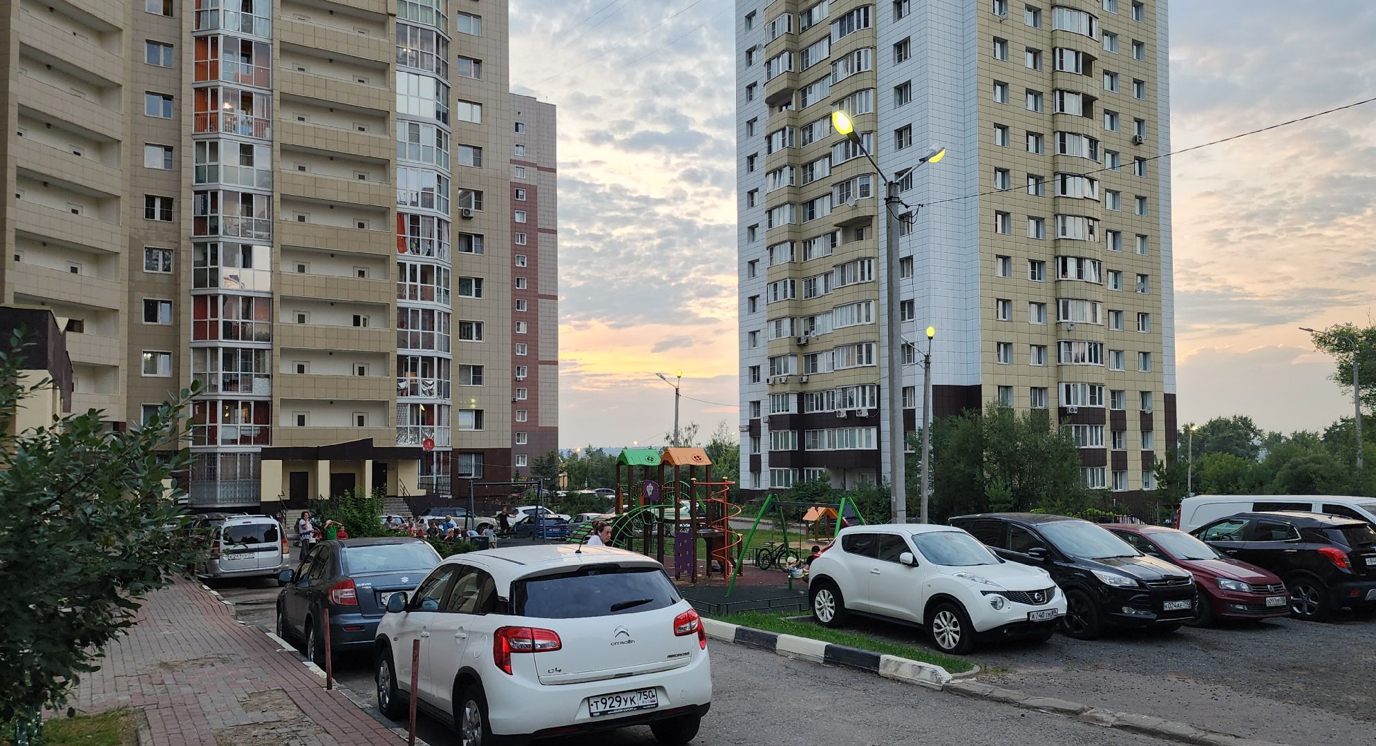 Дома под снос, Звенигород, Недострой,