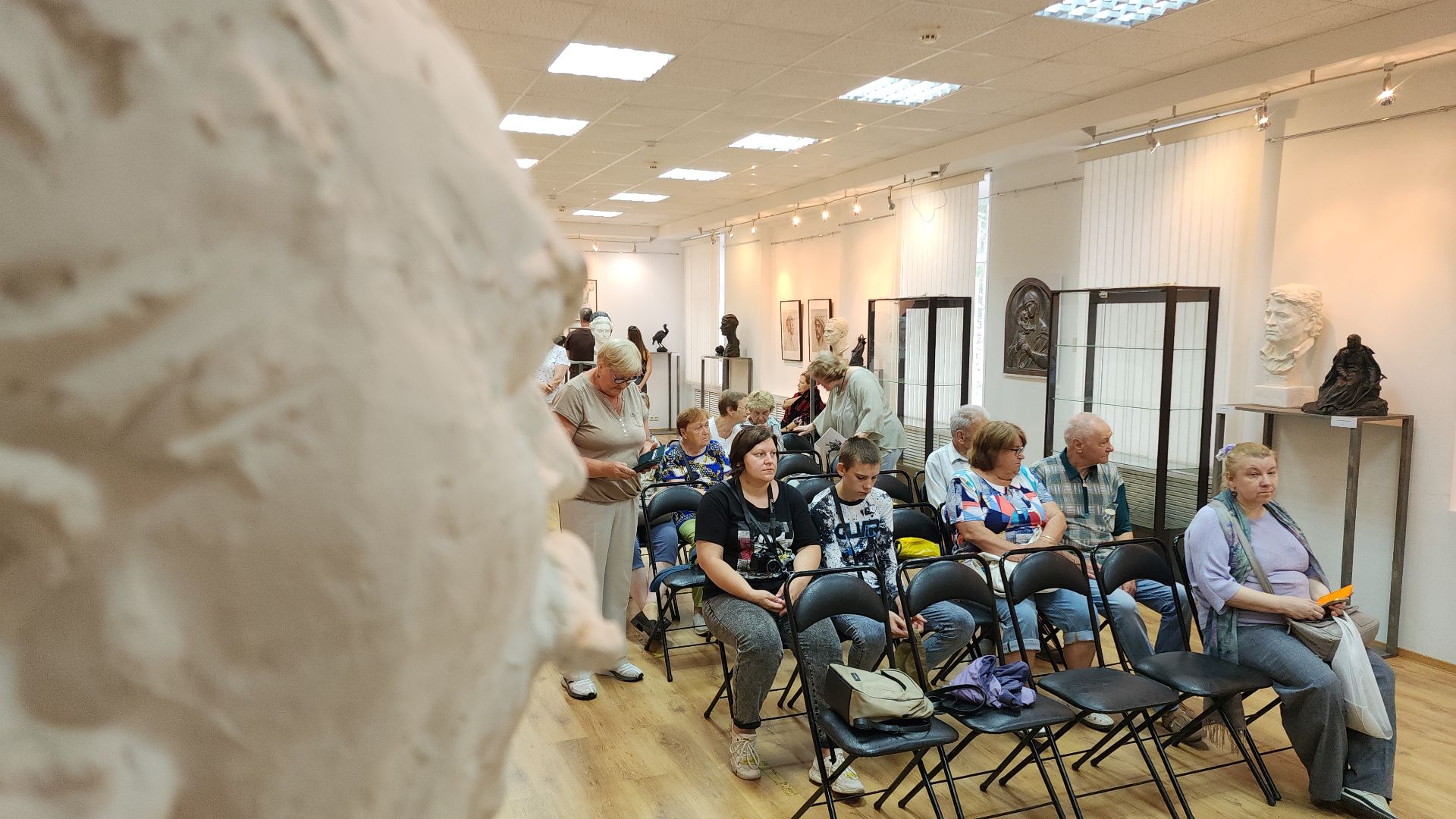 электросталь, мой город, жители города, выставочный зал, музей, выставка, экспозиция, скульптор, творческий вечер,