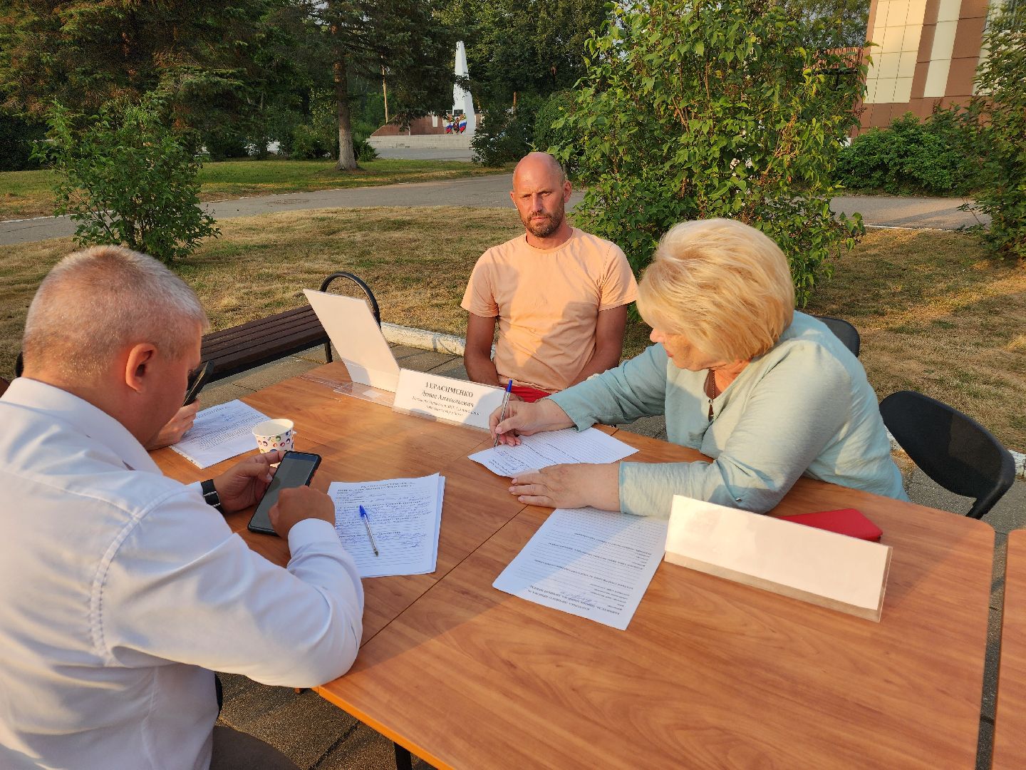 чехов, село Дубна, выездная администрация, входные группы, ремонт ступеней, уборка двора, горячая вода, горячее водоснабжение, ЖКХ,