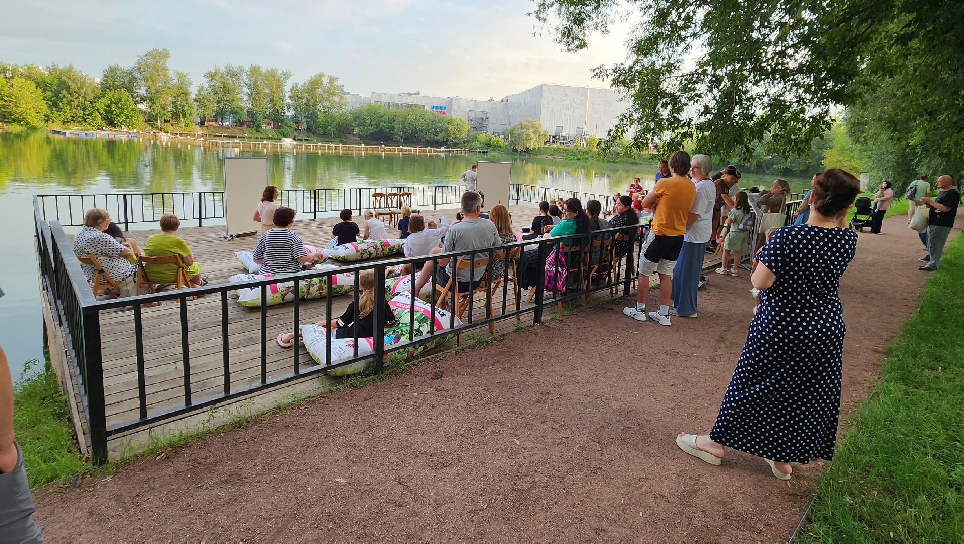 благотворительный спектакль, музей памяти императора, белая дача,