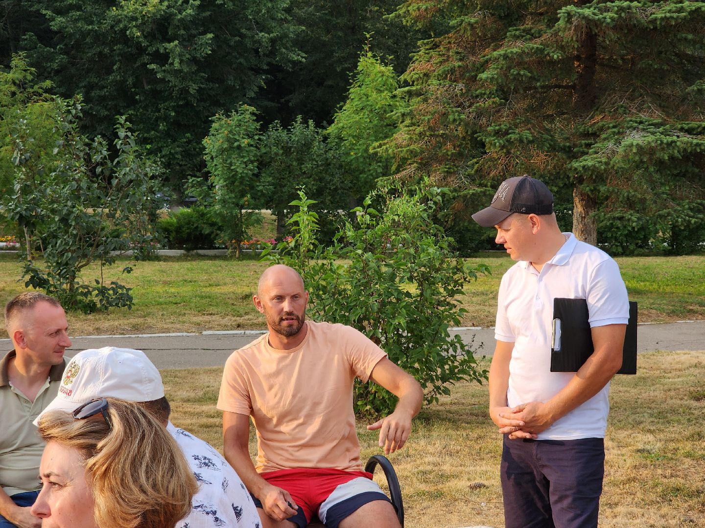 Чехов, село Дубна, выездная администрация, благоустройство, зона отдыха, лесопарк, глава администрации го Чехов Михаил Собакин,