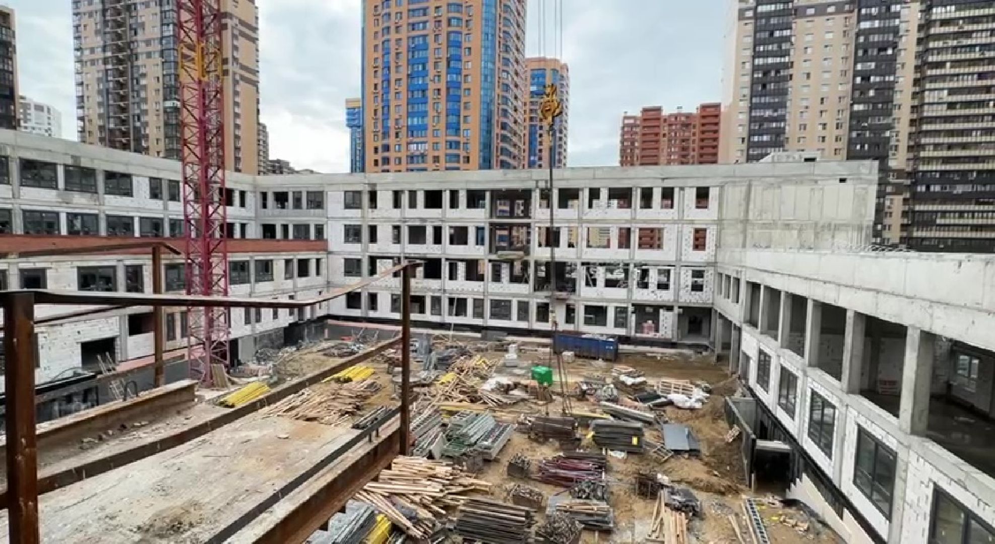 Реутов, строительство, образование, школа 10, IT-направление,