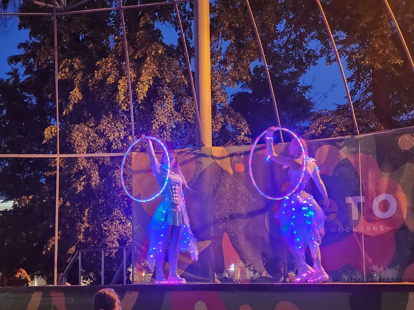 Коломна, ночь в парке, лето в подмосковье,